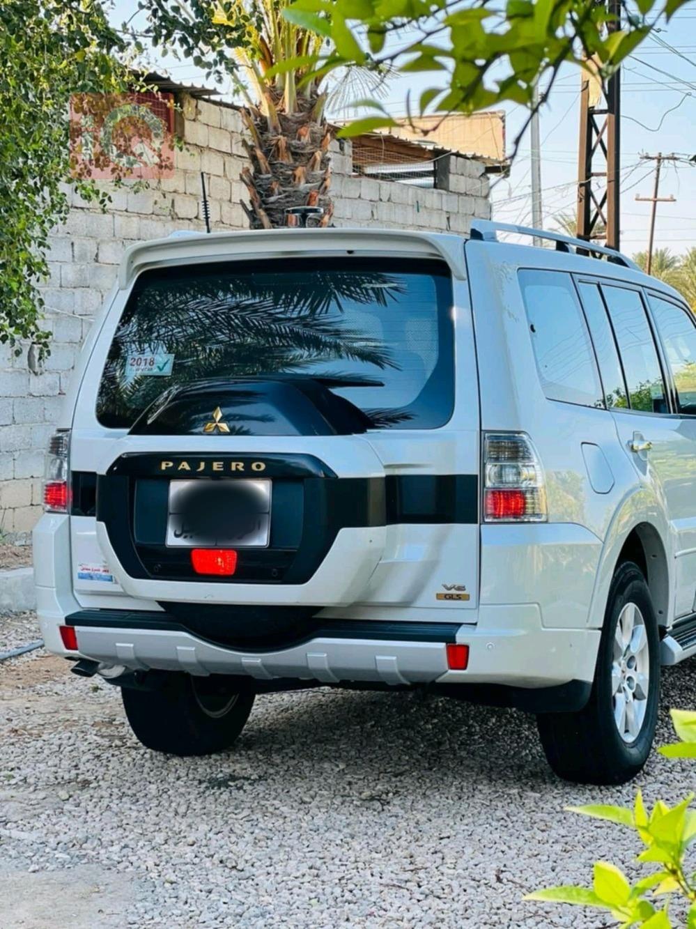 ميتسوبيشي باجيرو